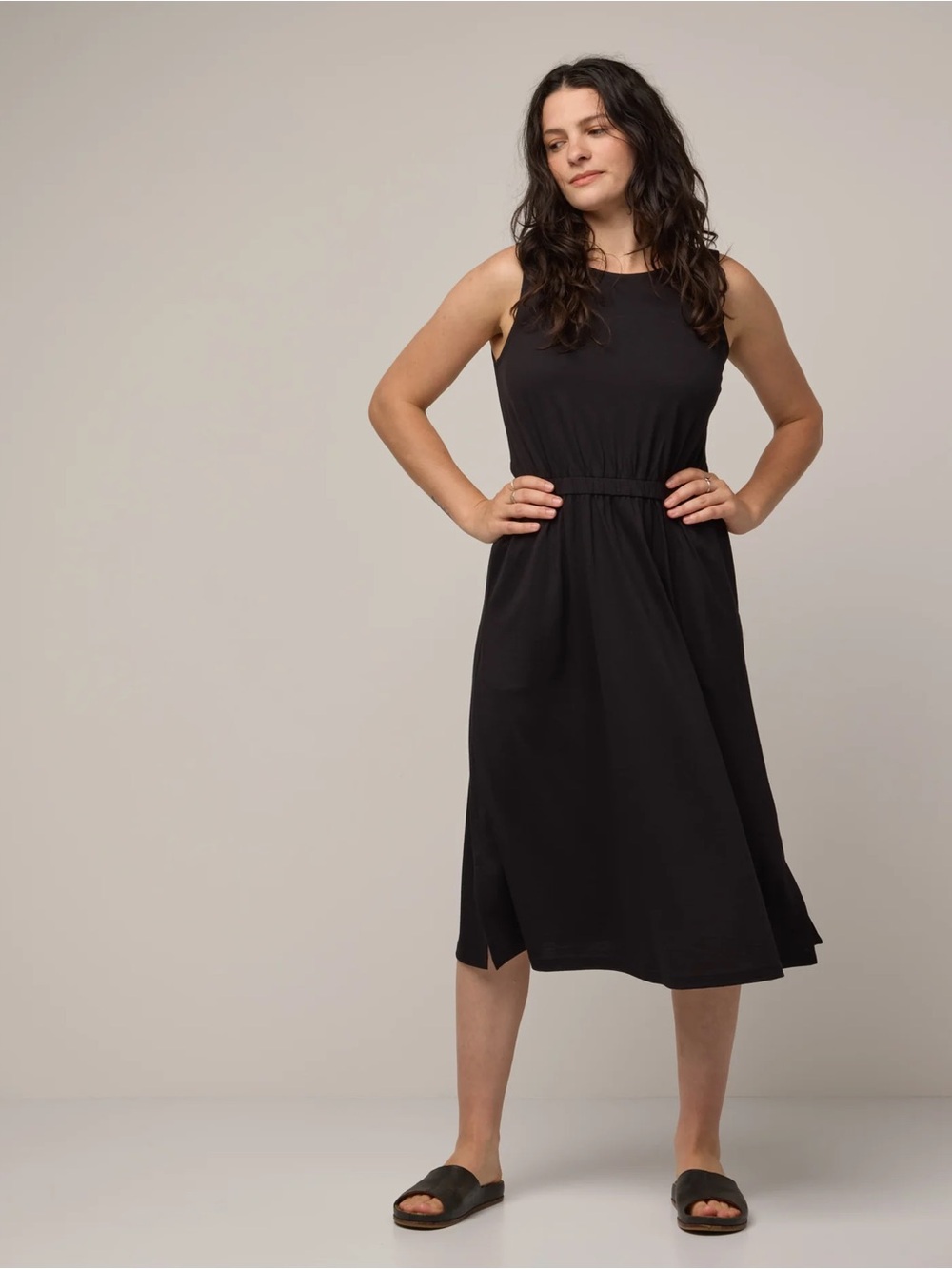 Wool& Sofia Merino Wool Fit & Flare Midi Dress in Black Size Medium